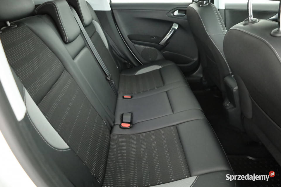 Peugeot 2008 12 PureTech skórzana tapicerka Piaseczno