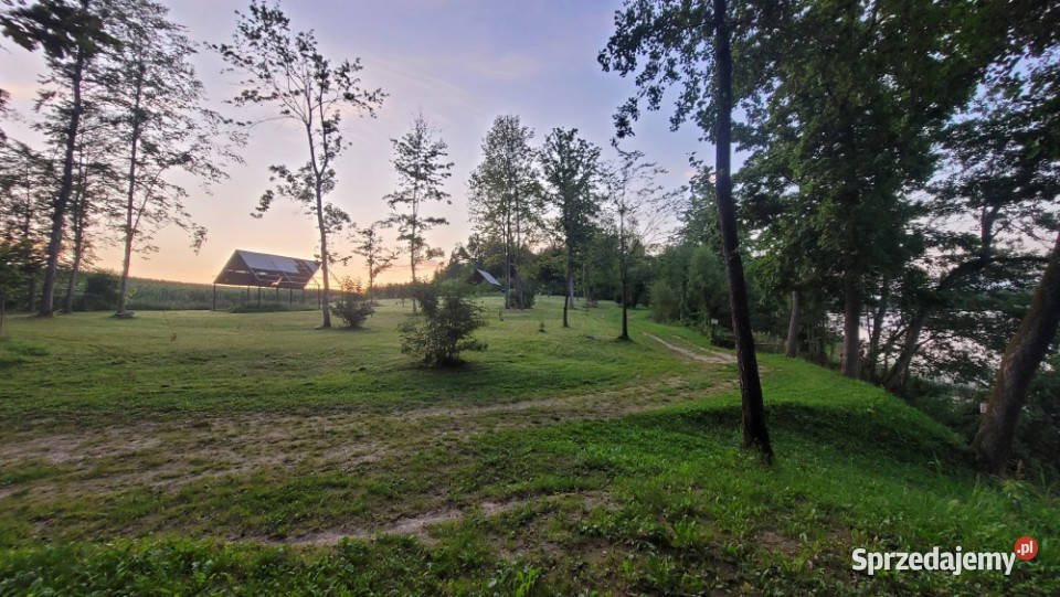 Działka Jeziorem Czarnym Pluszkiejmy Mazury utwardzona