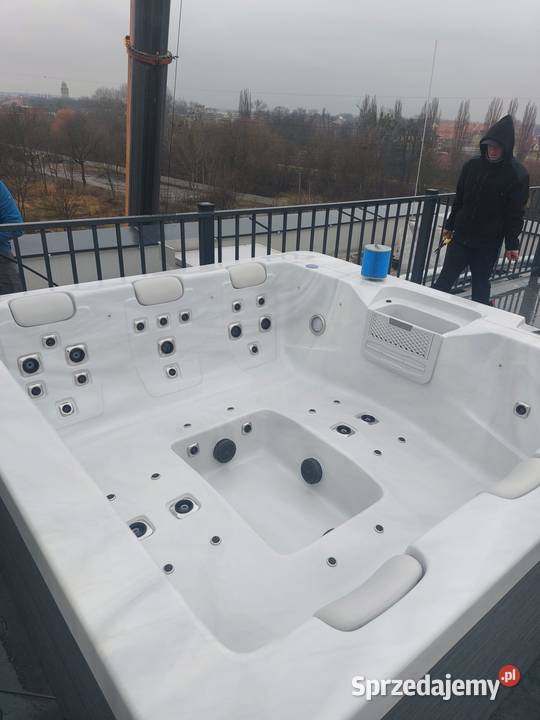 6osobowa wanna spa Discovery pomorskie Gdańsk sprzedam