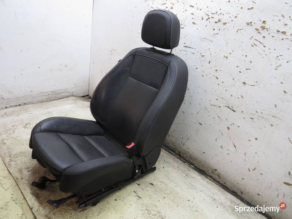 FOTEL PRAWY PRZÓD SKÓRA ZAFIRA C