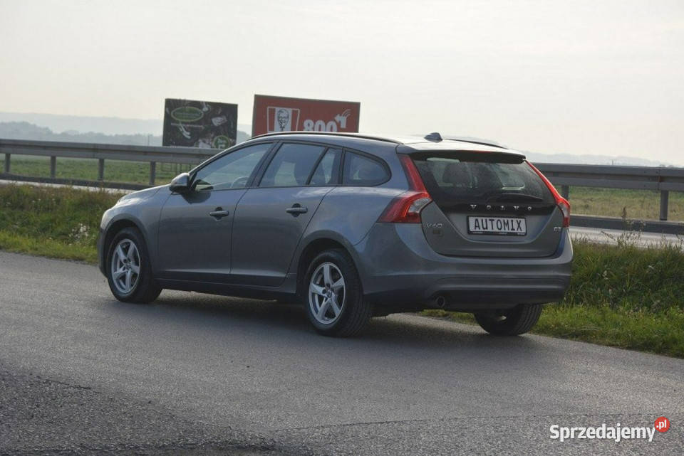 Volvo V60 20 D3 nawigacja kamera cofania ASR (kontrola trakcji) Sędziszów Małopolski