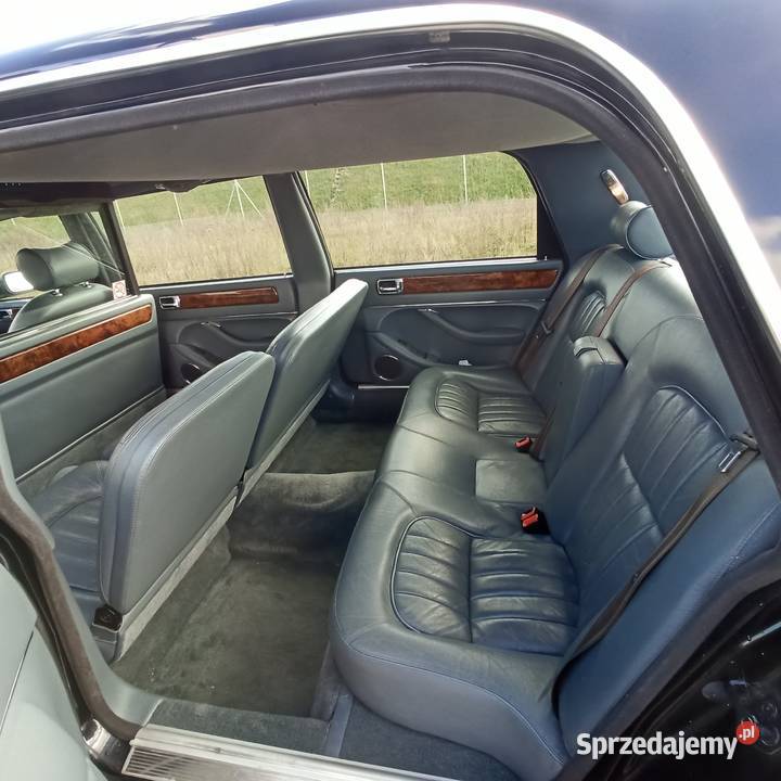 Daimler Jaguar 40 limuzyna Gomunice
