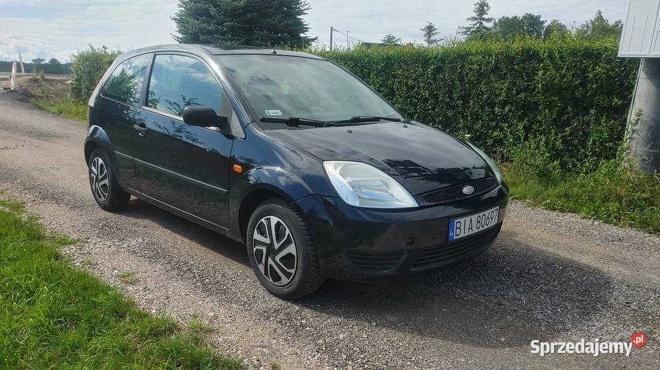 Ford fiesta mk5 13 Benzyna 2005r Stan Db 100 Ełk sprzedam