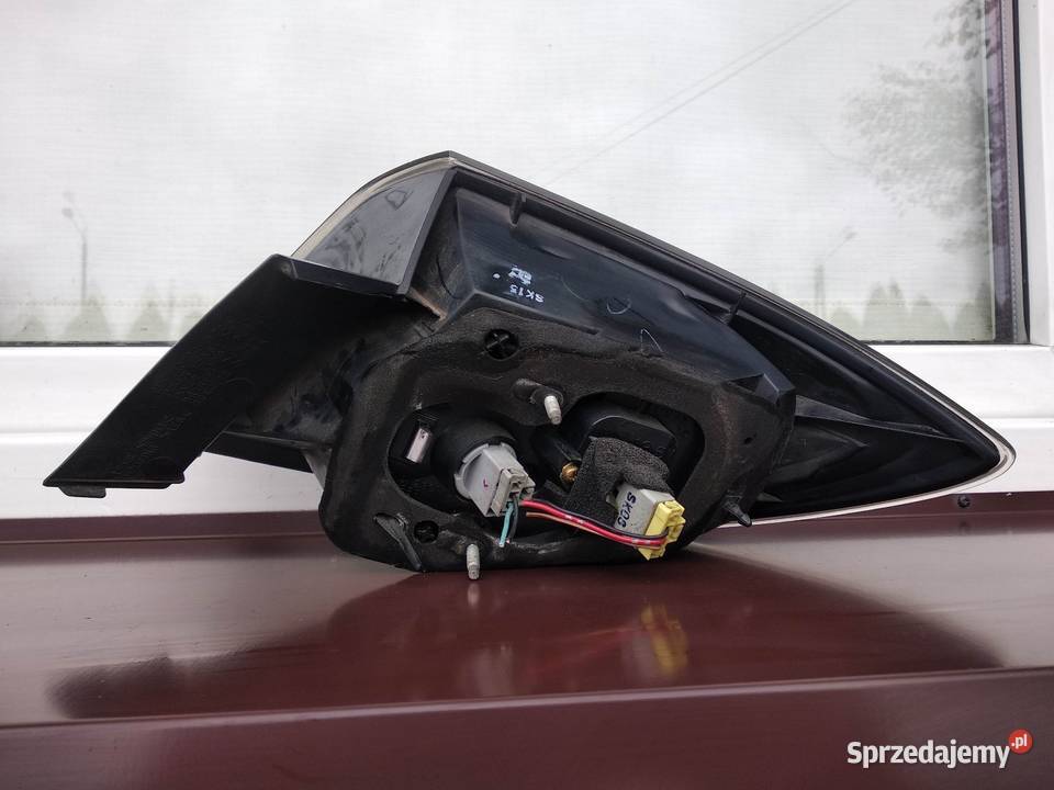 Mazdy 3 BK LIFT FL hatchback lampa tył tylna Lampy tylne Sieradz