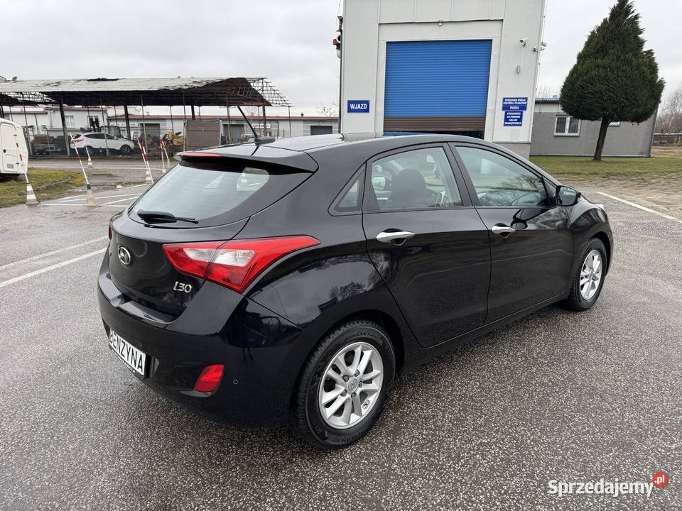 Hyundai i30 14 BENZYNA Klimatronik Ledy immobilizer Konin sprzedam