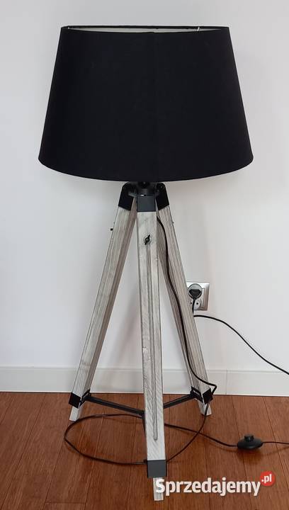 Lampa podłogowa trójnóg Ventaqe Dom i Ogród Wrocław sprzedam