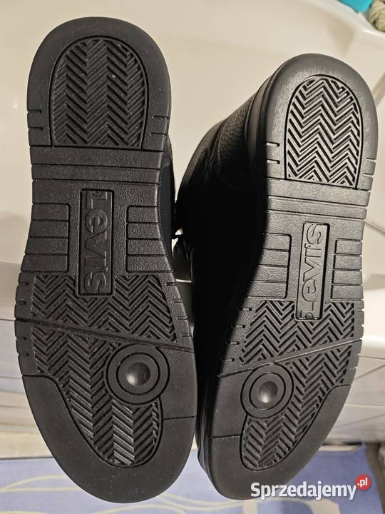 Buty Levis podkarpackie Rzeszów sprzedam