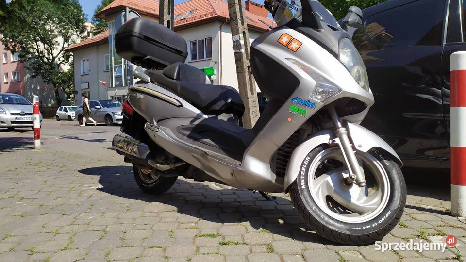 SYM GTS 125 2008 bez wkładu 32722 srebrny