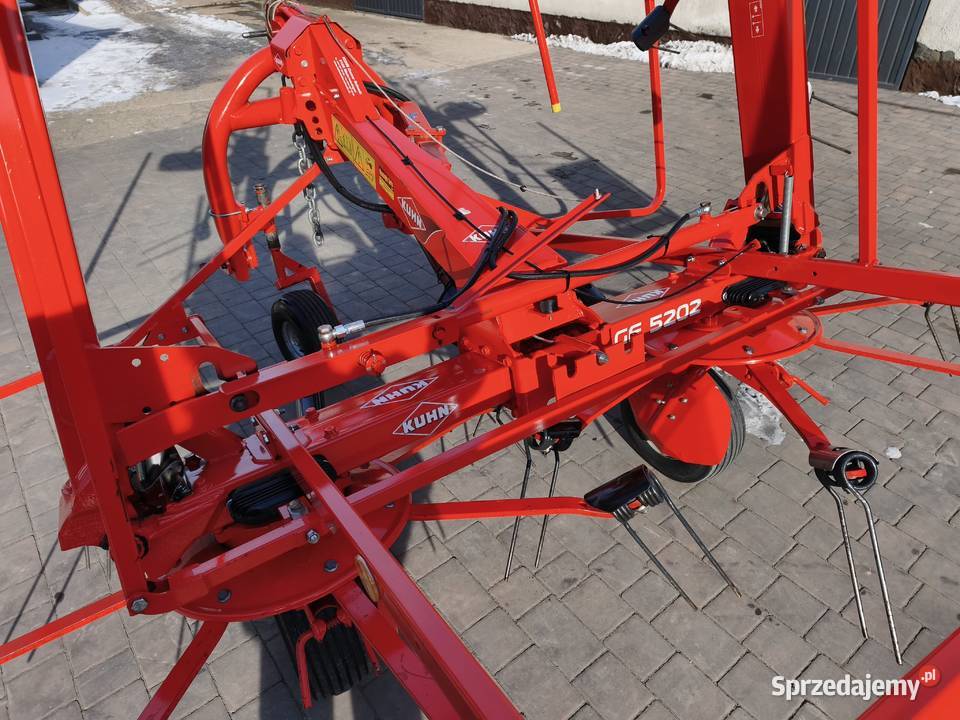 Przetrząsarka KUHN 5202 nowy model Rusko sprzedam