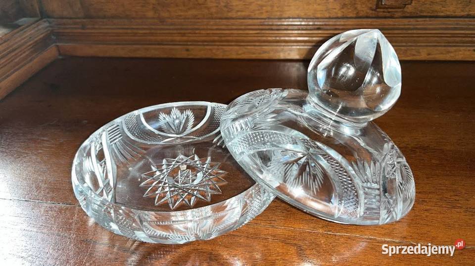 Kryształowe puzderko z pokrywką Na biżuterię do Porcelana i szkło Gdańsk