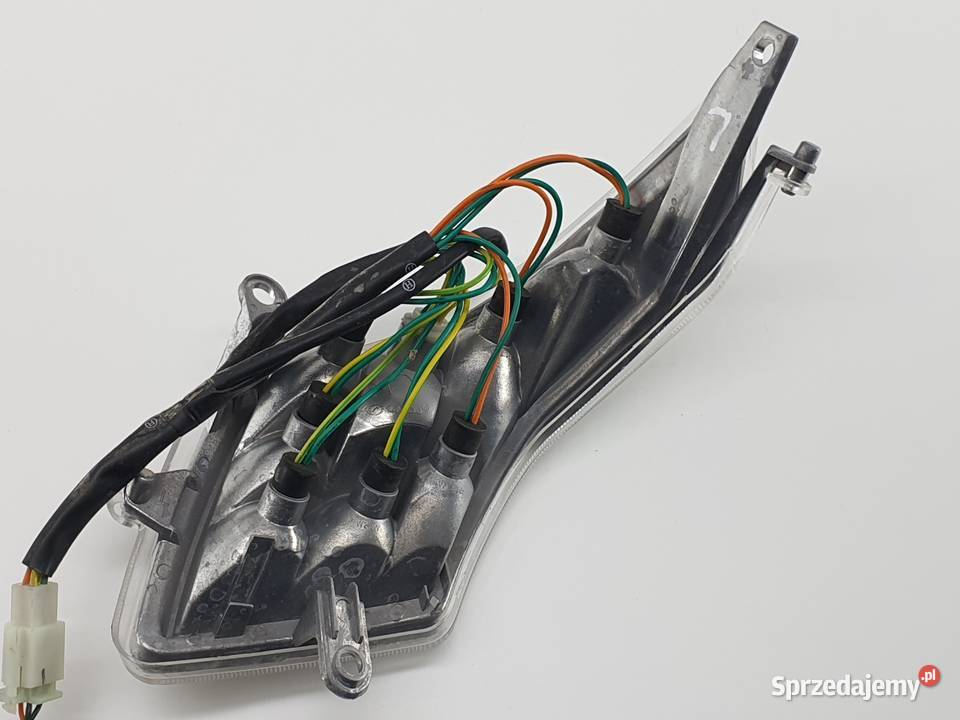 LAMPA TYL LEWA KIERUNKOWSKAZ PEUGEOT EVIVACITY Janowice sprzedam