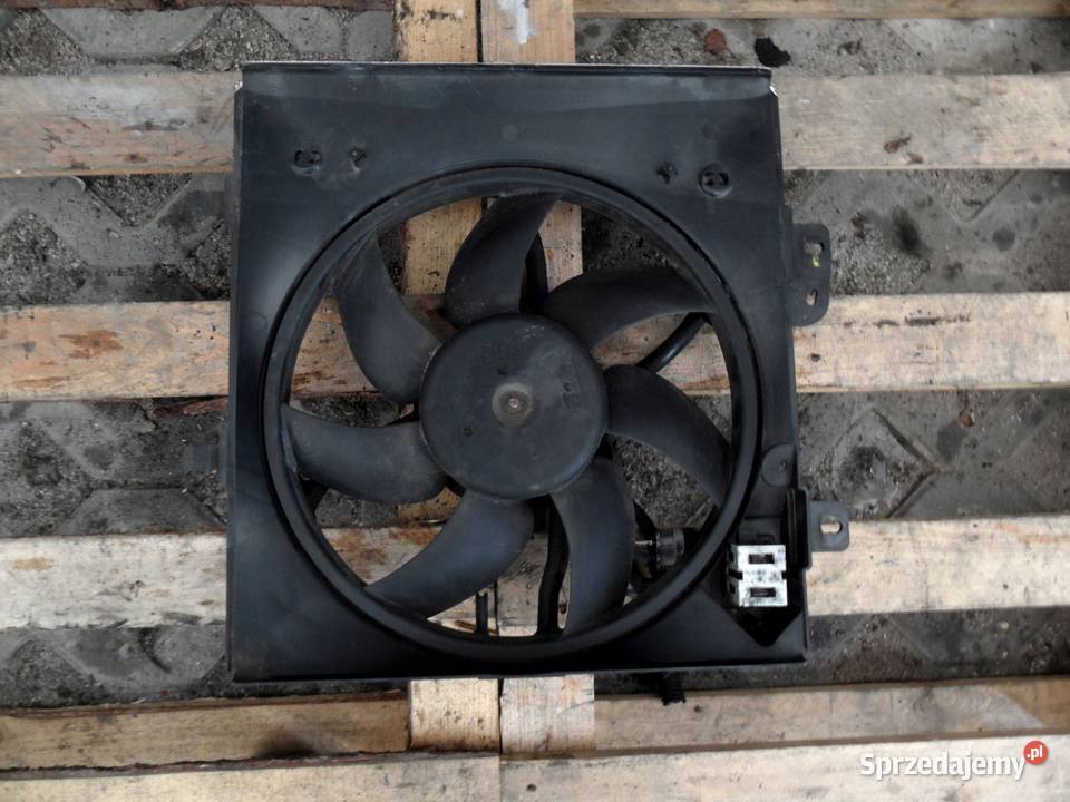 PEUGEOT 207 10r 14 VTI wentylator chłodnicy
