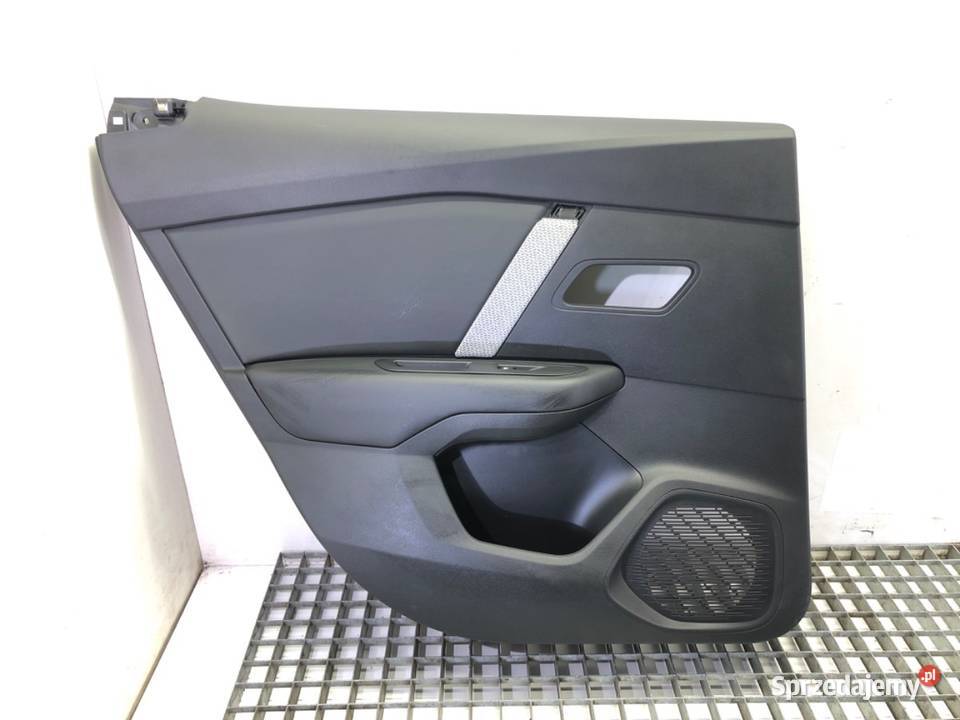 BOCZEK DRZWI LEWY TYŁ CITROEN C4 III Hatchback osobowe sprzedam