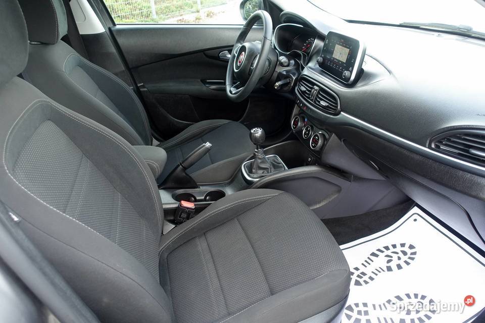 Fiat Tipo 14 95 LEDY Tablet Navi Kamera Niski tempomat
