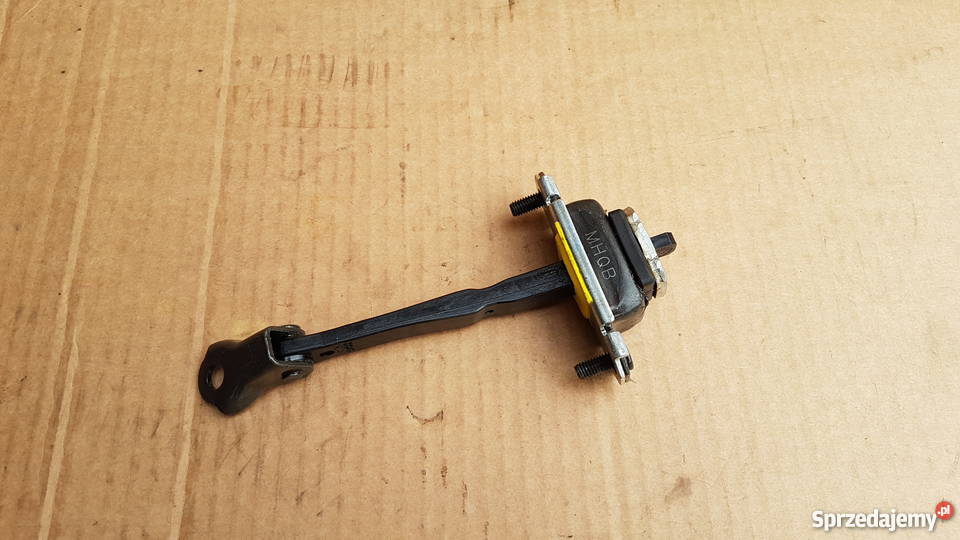 Hyundai i30 III PDE ogranicznik otwarcia drzwi Rok produkcji 2017 Karoseria