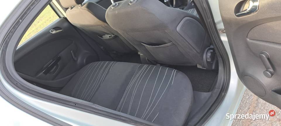 Opel Corsa D 2009 śląskie