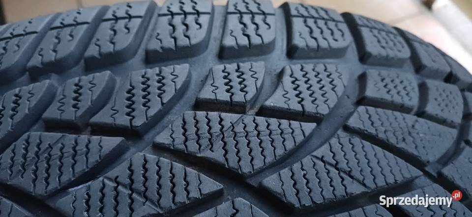 Nowa felga stalowa 5 x108 z oponą zimową Dunlop Reda