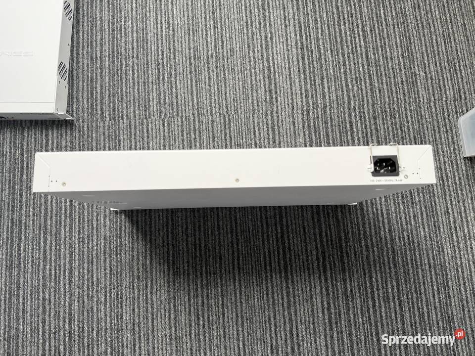 MikroTik CRS32824P4SRM switch PoE z SFP stan Wrocław sprzedam