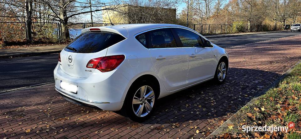 Opel Astra J 14 turbo 120 super stan tech Czeladź