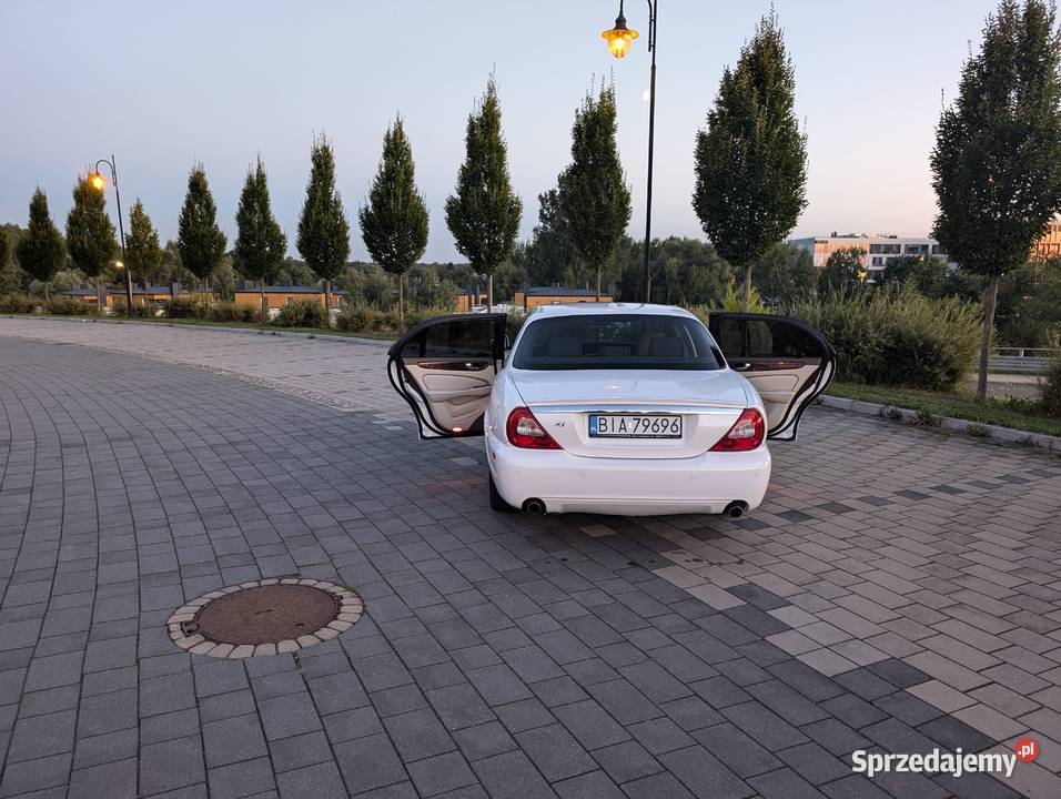 Jaguar XJ Jaguar XJ8 2008 36 BezynaLPG Lift małopolskie
