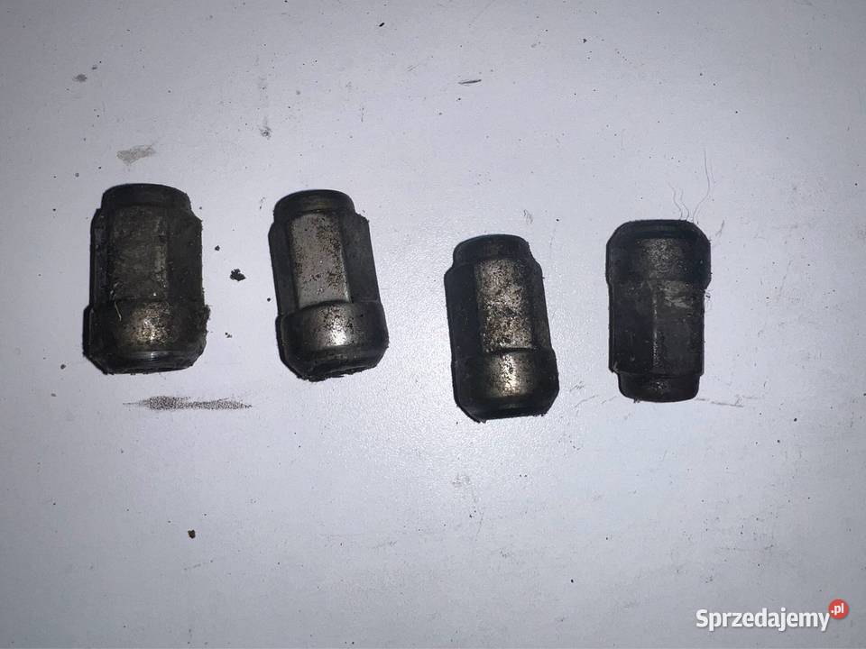 śruby mocowania koła Honda VFR 750 F RC36 Ostrzeszów sprzedam