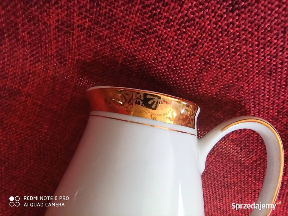 Mlecznik MZ Czechoslovakia Z białej porcelany