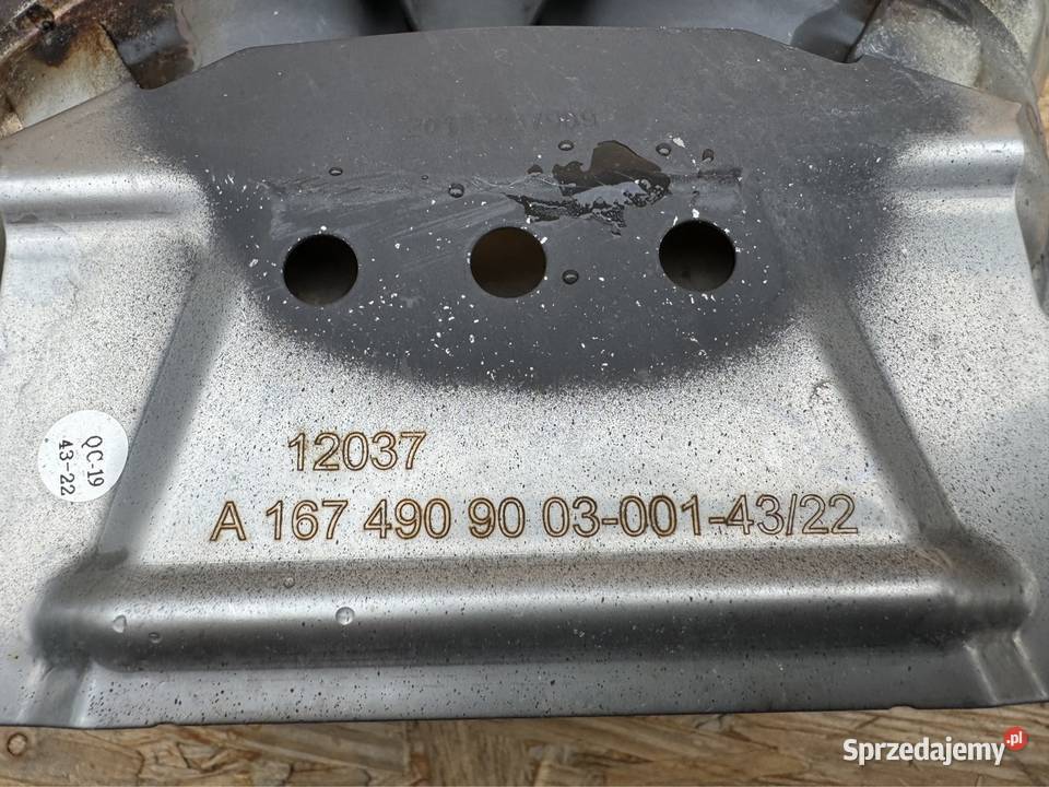 Końcówka wydechu prawa rh MercedesBenz gle w167 Sieraków