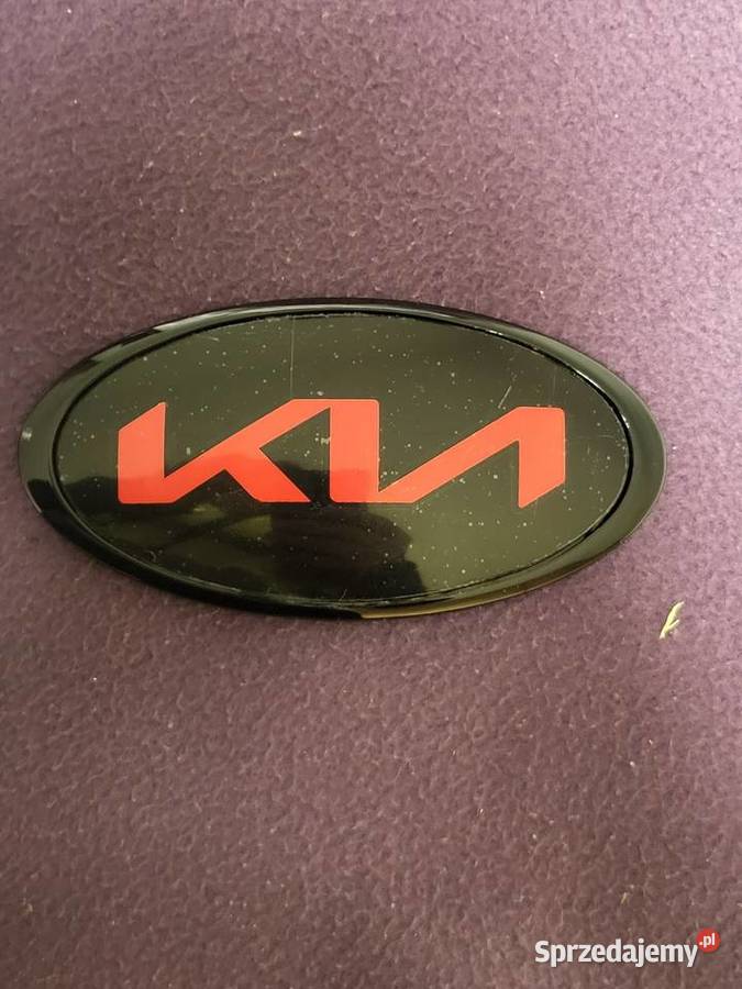 Nowy Emblemat KIA 115x58mm Czarny MatCzerwony
