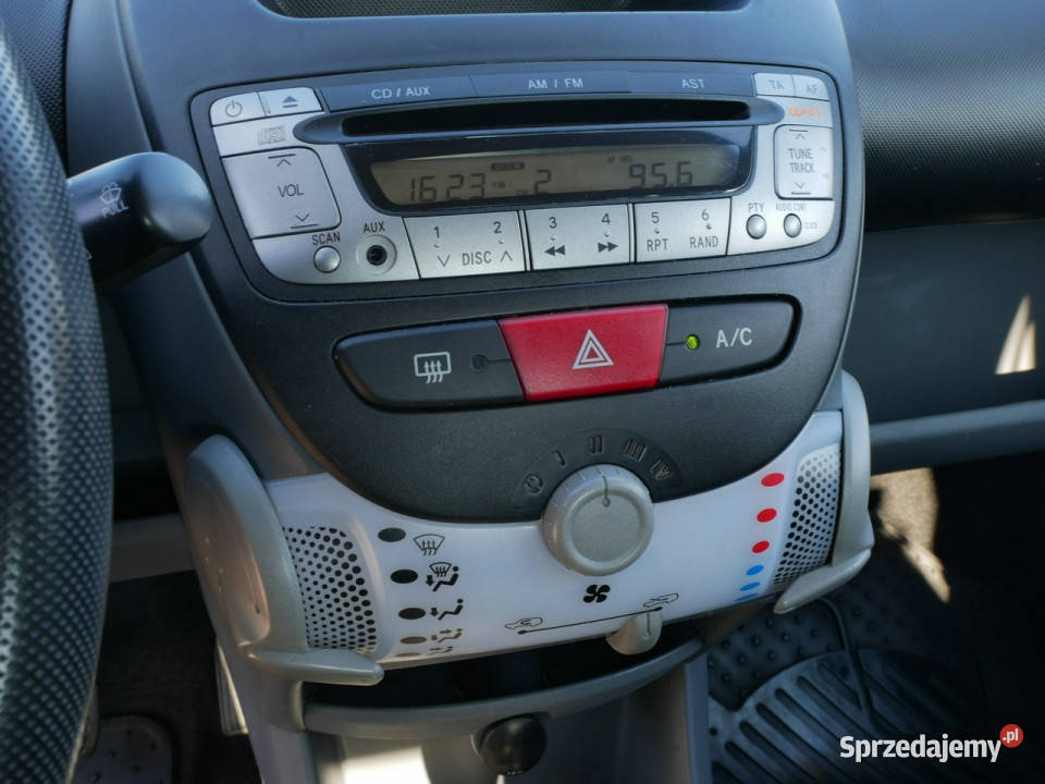Peugeot 107 10 12V 68 5 Drzwi Urban Klima Koła Goczałkowice-Zdrój