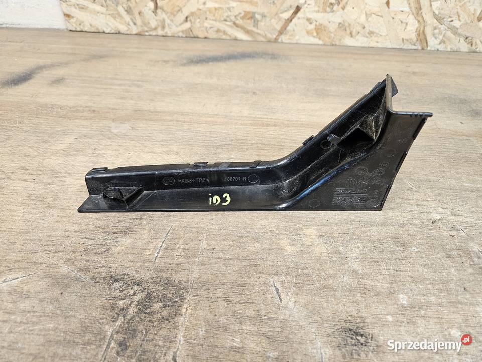 VW ID3 ID3 LISTWA POD LAMPE PRAWA TYŁ 10A945312 wielkopolskie