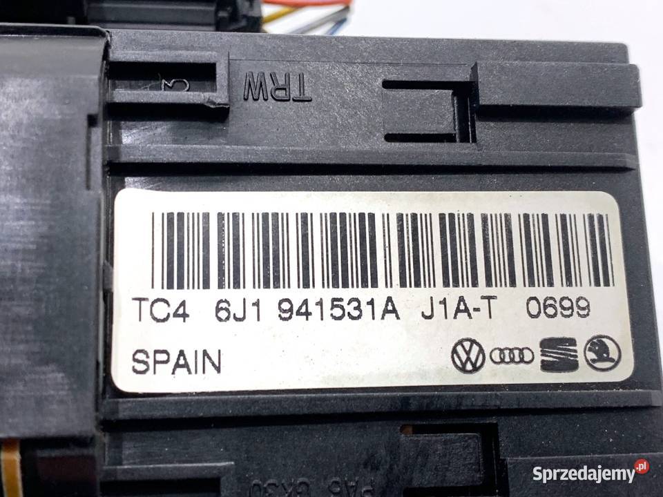 WŁĄCZNIK ŚWIATEŁ SEAT IBIZA IV 6J1941531A 0817 osobowe Włączniki, sterowniki