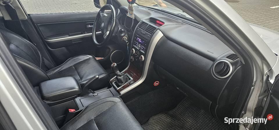 Suzuki grand vitara 2008 4x4 autoalarm Olsztyn sprzedam