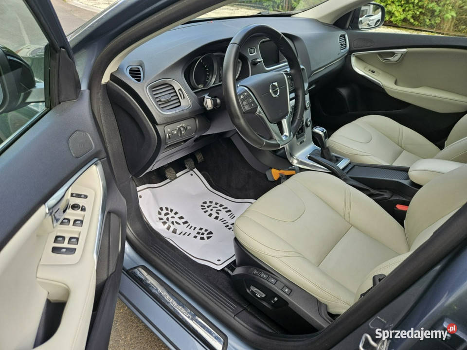 Volvo V40 II 2012 192000km Opoczno