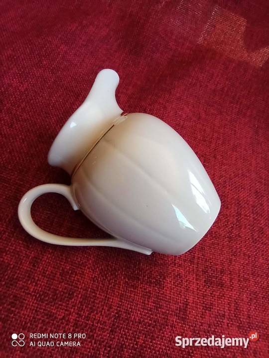 Mlecznik z białej porcelany BES Złocony na sprzedam