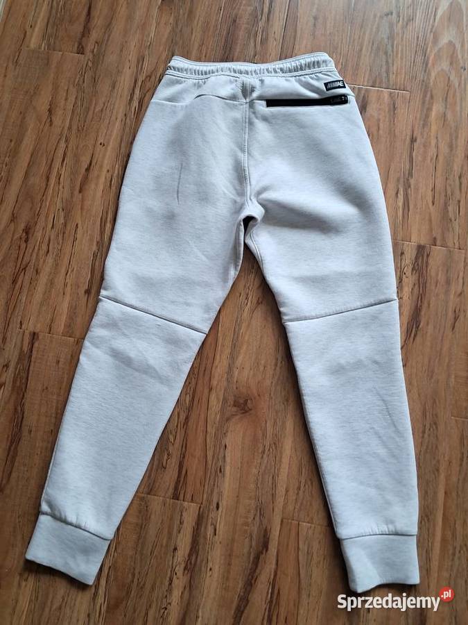 spodnie dresowe z USA american eagle stan 2 razy Sandomierz