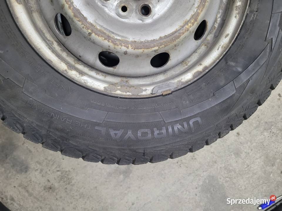 Opony zimowe Uniroyal 21570 r15C mazowieckie Zwoleń