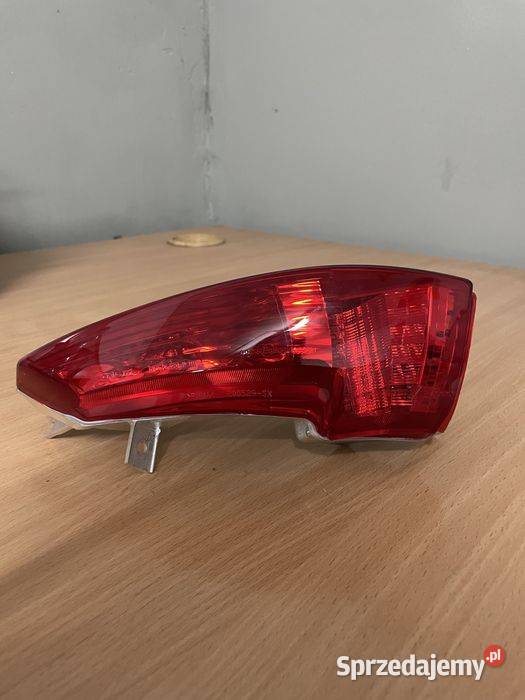 Nowa oryginalna Lampa lewa tył Piaggio MP3 300 Pozostałe wielkopolskie