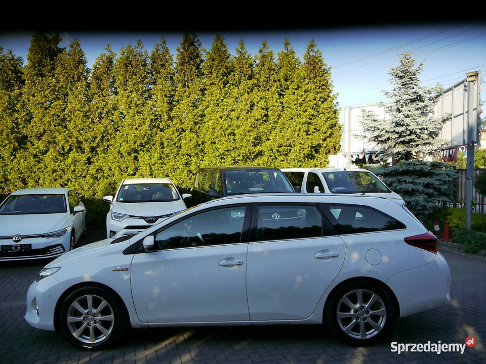 Toyota Auris 18 Hybrid Skóra stan garażowany śląskie Częstochowa