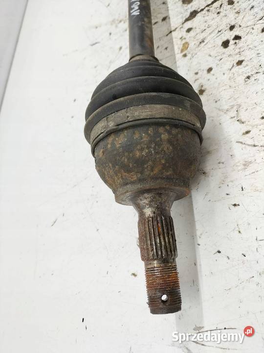 PÓŁOŚ LEWY PRZÓD 16 HDI 75 9806459180 Citroen C3