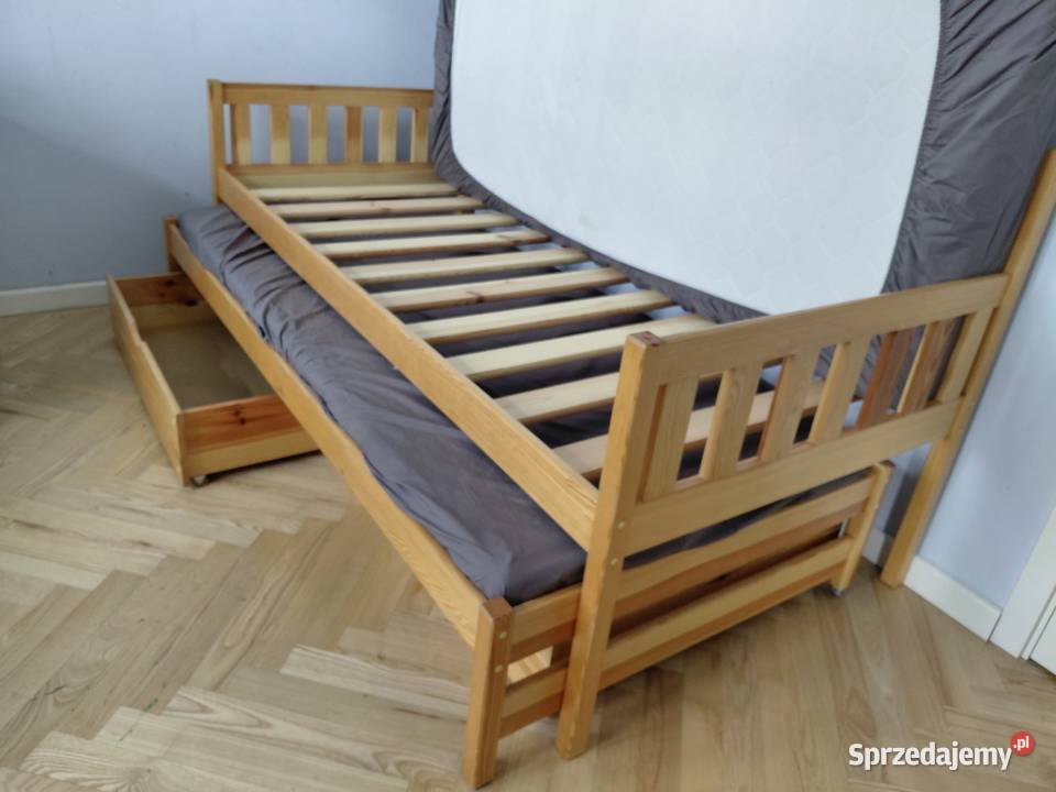 łożko dziecięce dwupoziomowe wysuwane