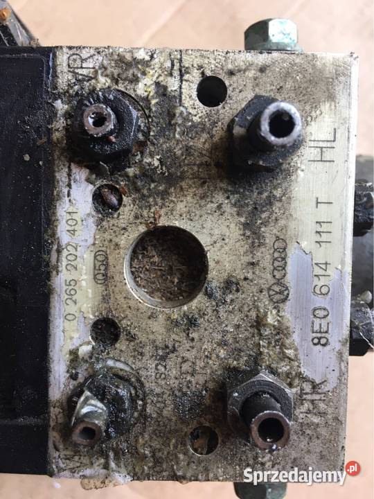 Pompa abs sterownik 8E0614111T 0265202401 Passat osobowe