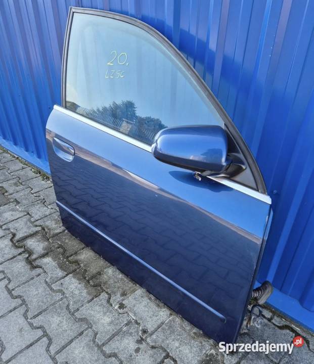 20 DRZWI PRZÓD PRAWY PRZEDNIE PRAWE AUDI A4 B6 osobowe Działoszyce
