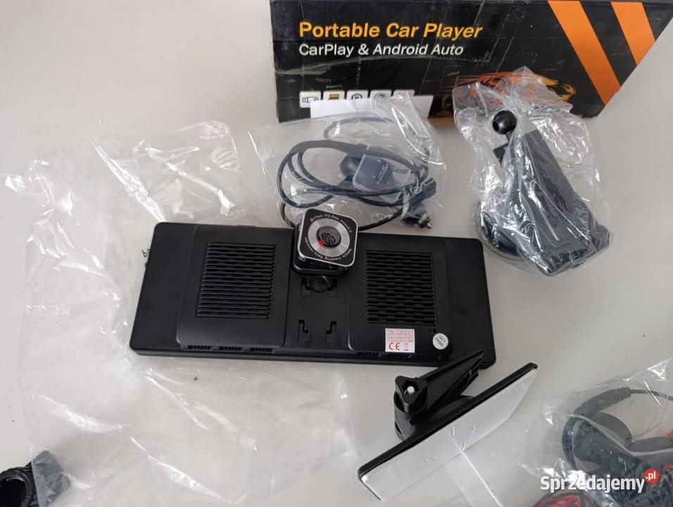 Stacja multimedialna car Play rejestrator trasy