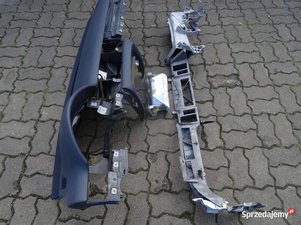 AUDI A8 D3 KONSOLA DESKA ROZDZIELCZA INDIGO Przemęt