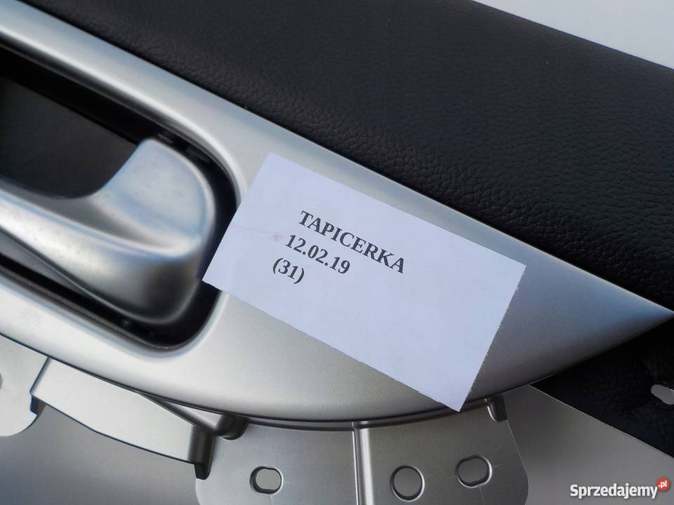 TAPICERKA BOCZEK DRZWI PRAWY TYŁ INFINITI FX osobowe Nowy Tomyśl