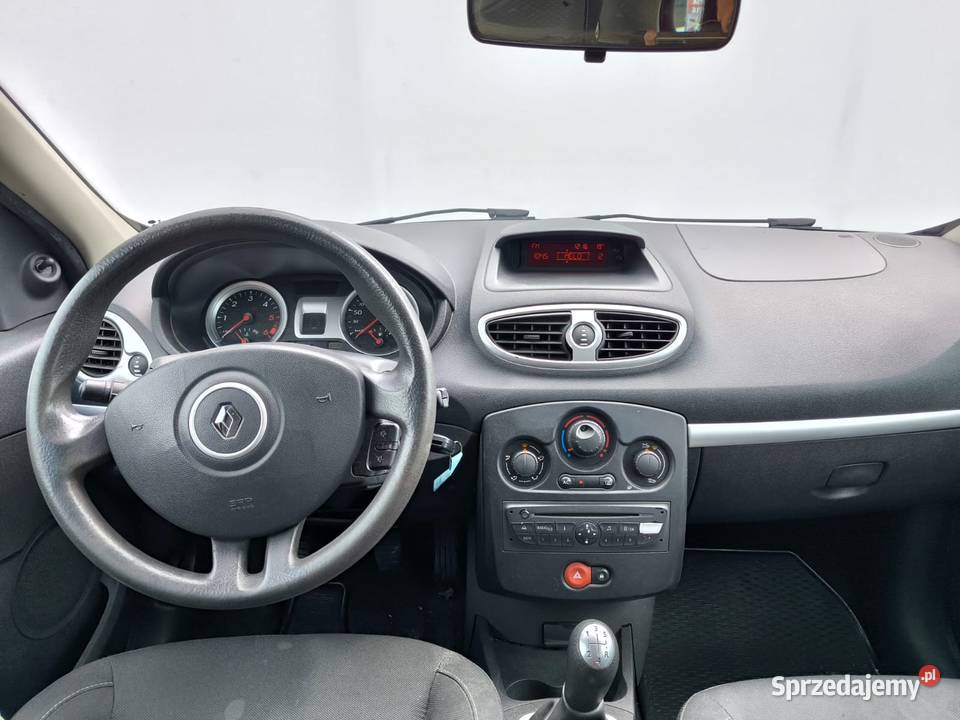 Renault Clio 15 dCi 68 2010 Polski salonMożliwa Samochody osobowe Ksawerów