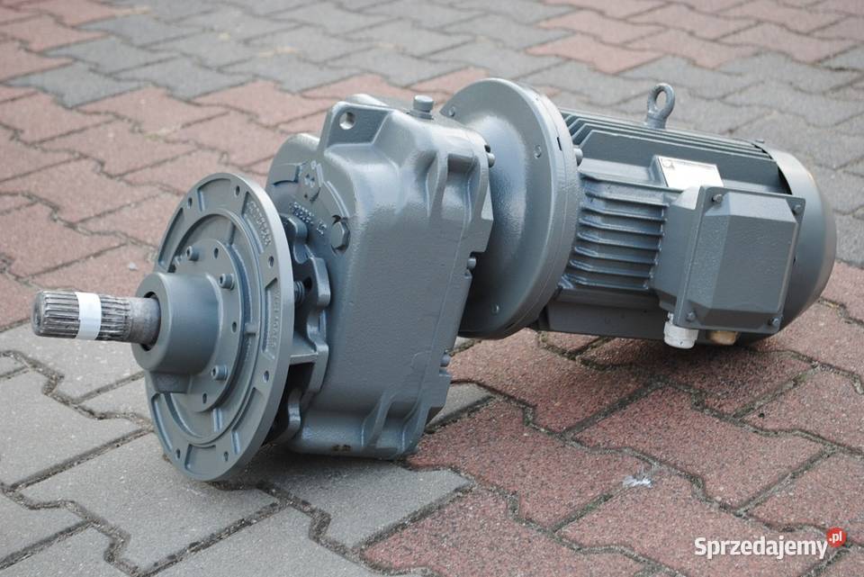 Motoreduktor kołnierzowy 4kw 304obrmin Kargowa