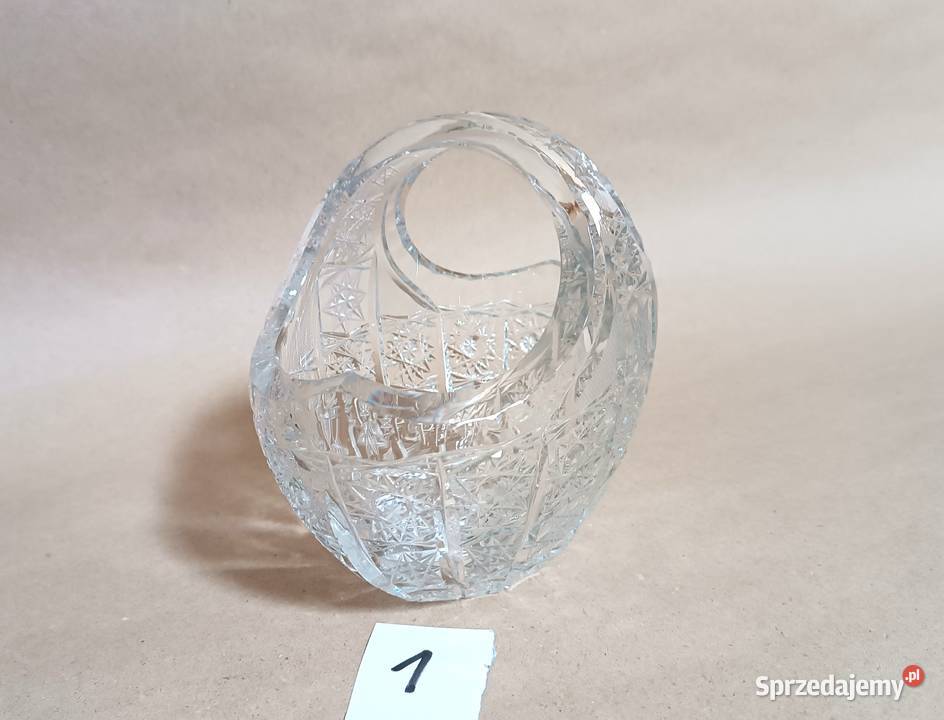 Miska kryształowa w kształcie koszyka opolskie