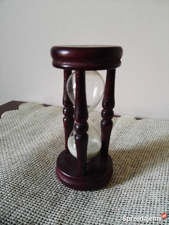 Stylowa drewniana klepsydra Międzychód