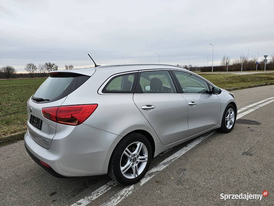 16 benzyna 135 Manual Kamera Navi Bezwypadkowy Cee'd Lublin